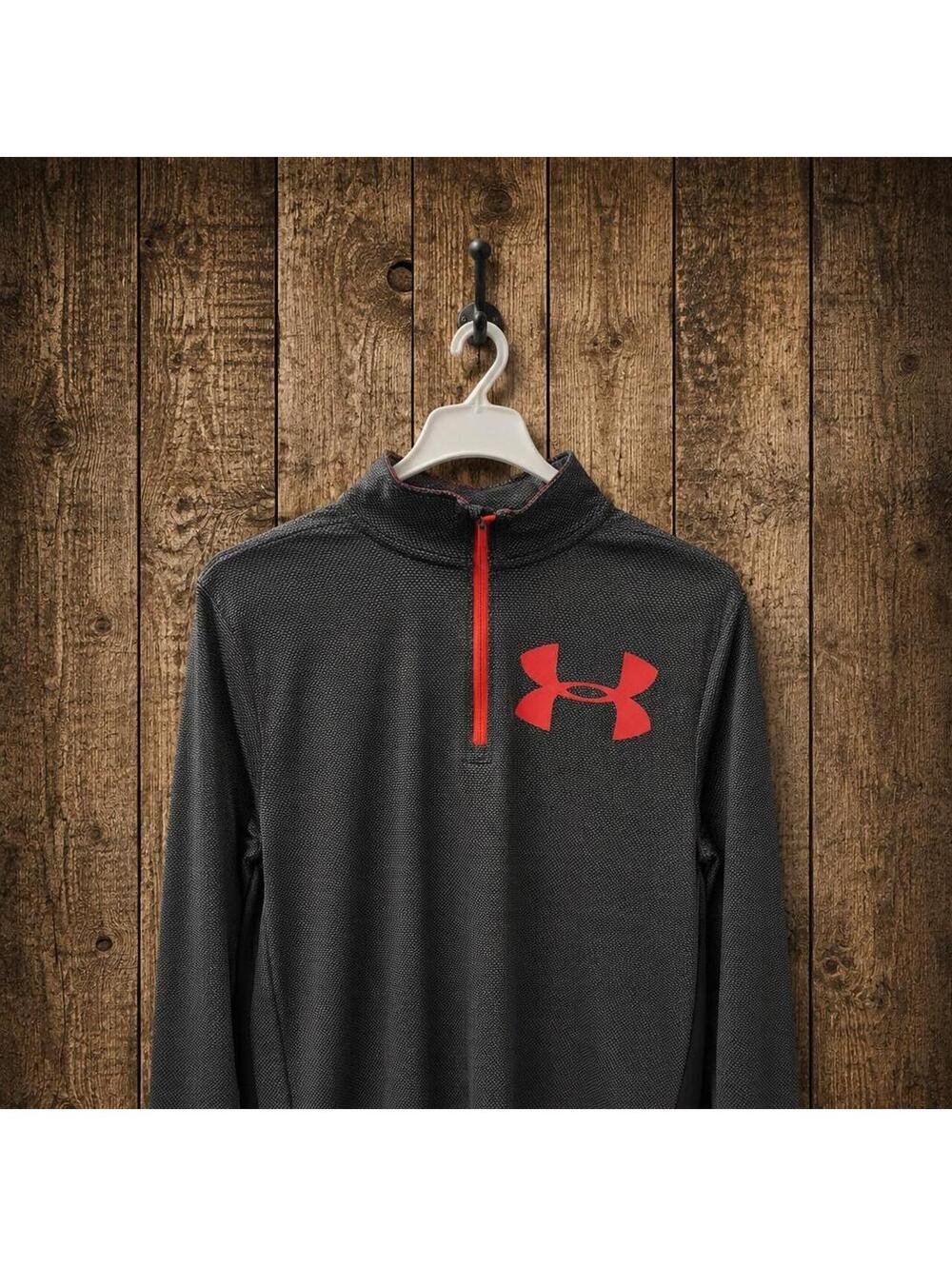 Under Armour Kid's Grey and Black Tshirt